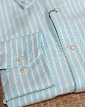 CAMISA OXFORD FONDO TURQUESA Y RAYAS BLANCAS