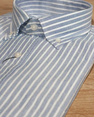 CAMISA OXFORD FONDO MARINO Y RAYAS BLANCAS