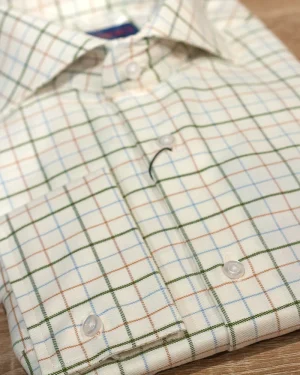 CAMISA VIYELA A CUADROS CON CUELLO CUTAWAY