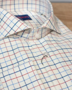CAMISA VIYELA A CUADROS CON CUELLO CUTAWAY