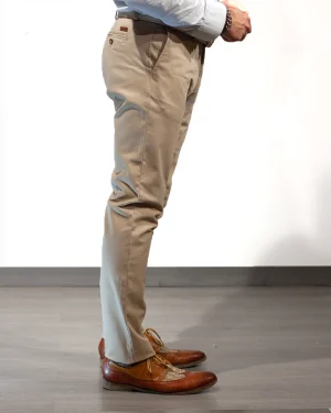 PANTALÓN CHINO COLOR KAMEL