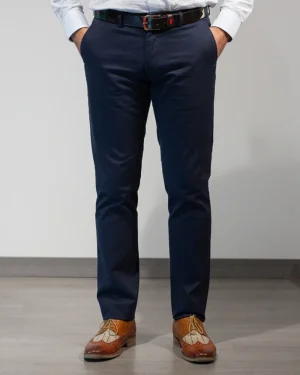 PANTALÓN CHINO COLOR AZUL MARINO